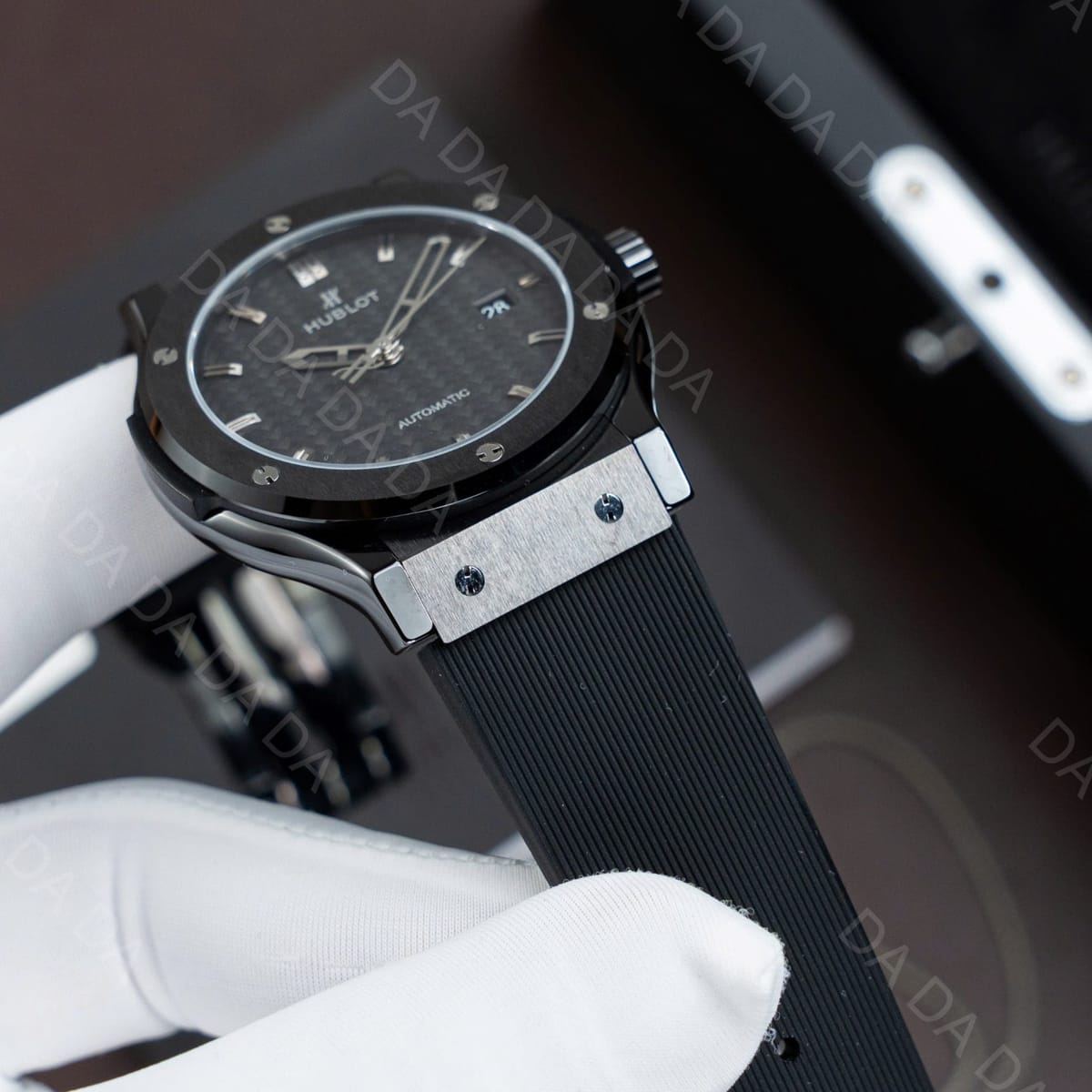 위블로 클래식퓨전 블랙세라믹 카본다이얼 러버밴드 42mm 5