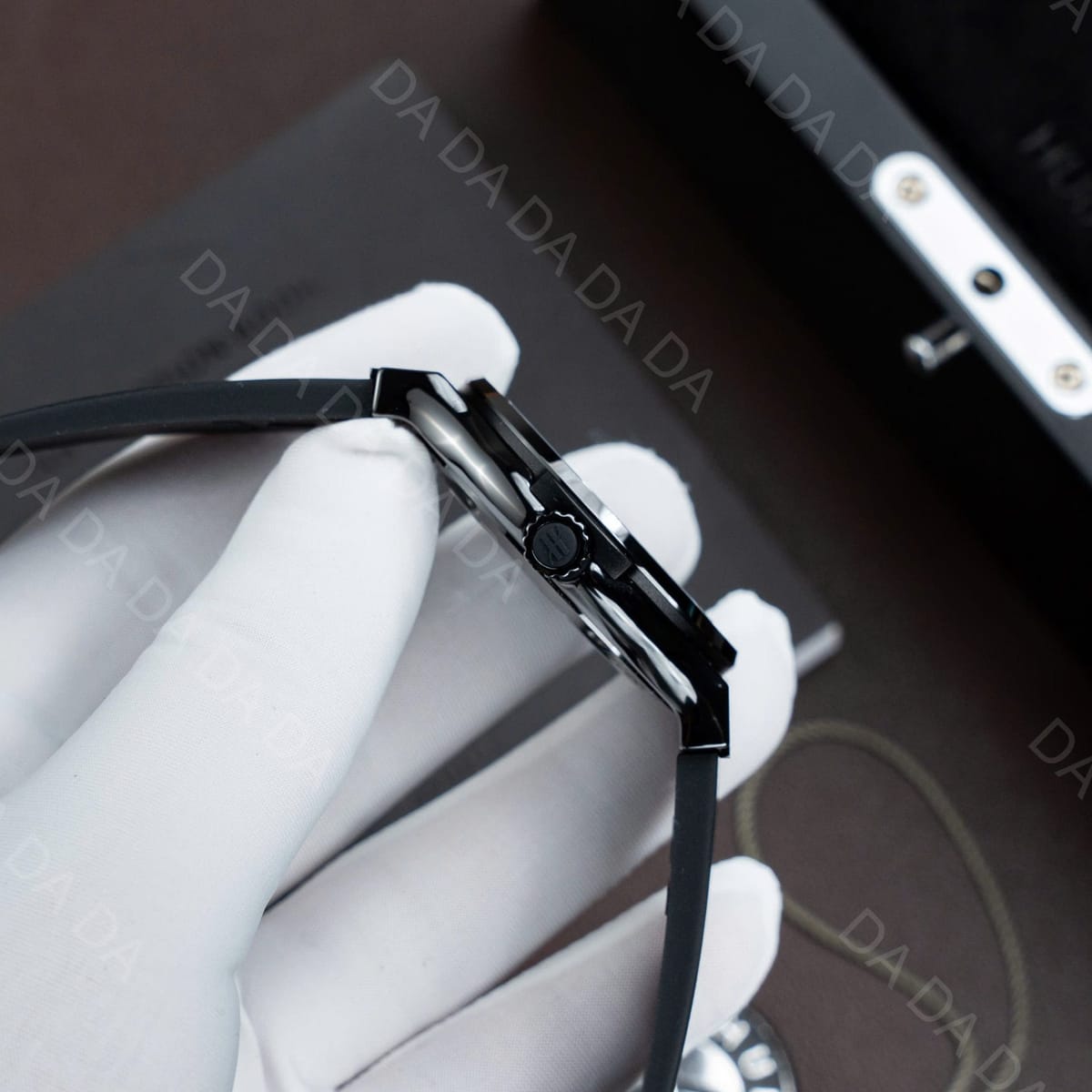 위블로 클래식퓨전 블랙세라믹 카본다이얼 러버밴드 42mm 6