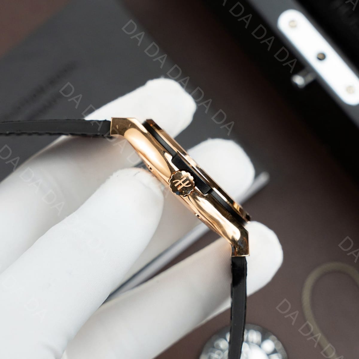 위블로 클래식퓨전 콤비 블랙다이얼 가죽스트랩 42mm 6