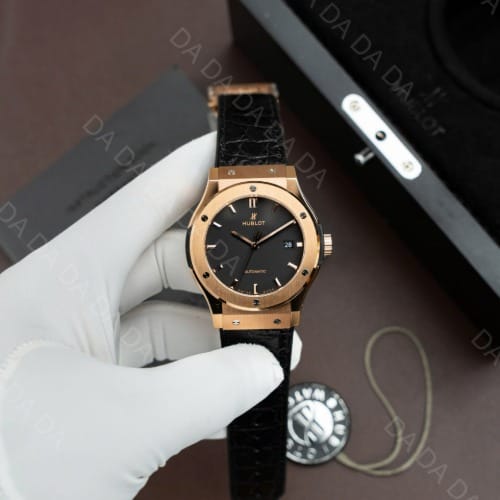 위블로 클래식퓨전 콤비 블랙다이얼 가죽스트랩 42mm