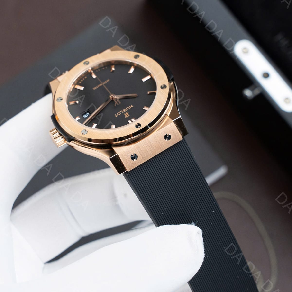 위블로 클래식퓨전 콤비 블랙다이얼 러버밴드 42mm 4