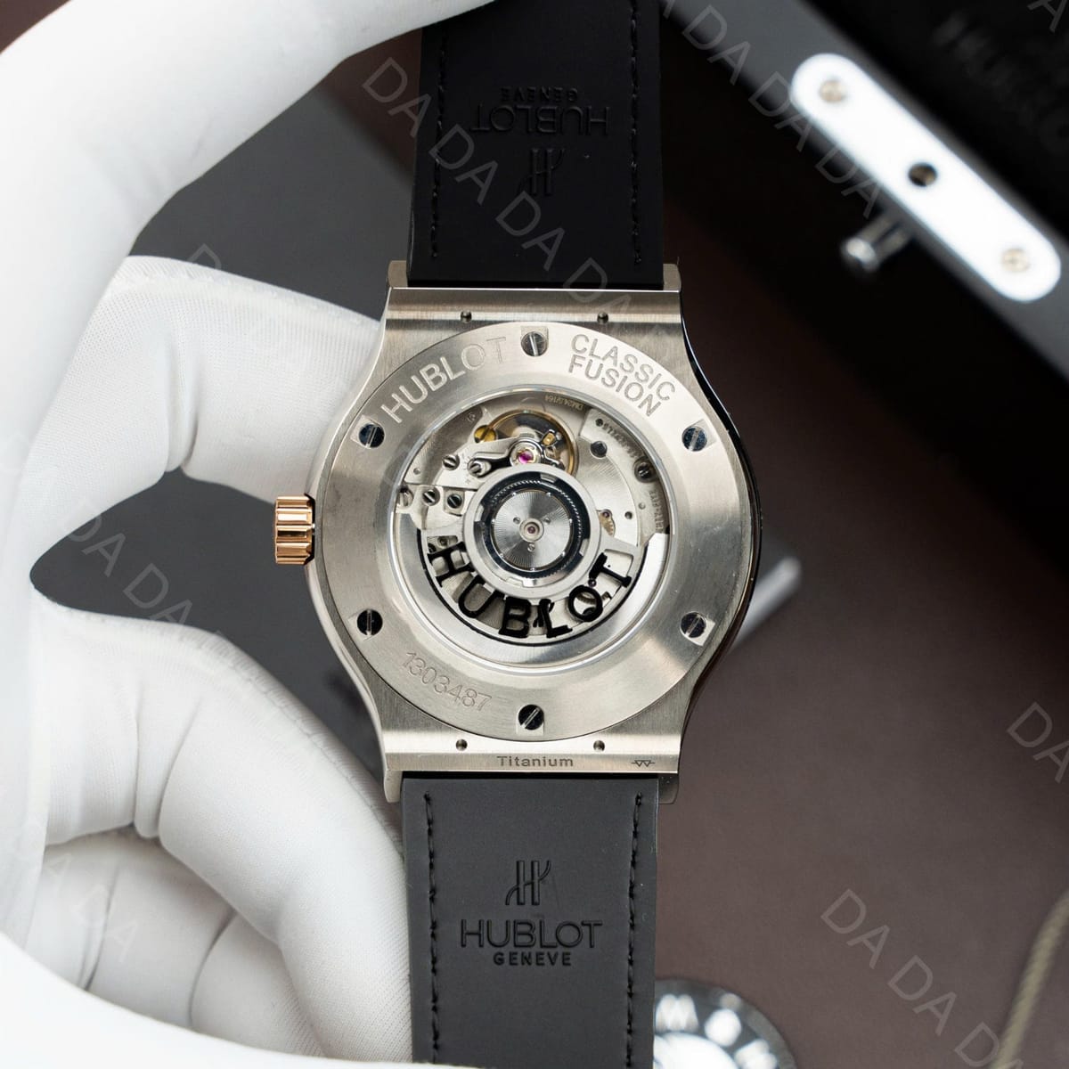 위블로 클래식퓨전 콤비 티타늄 블랙다이얼 가죽러버밴드 42mm 9