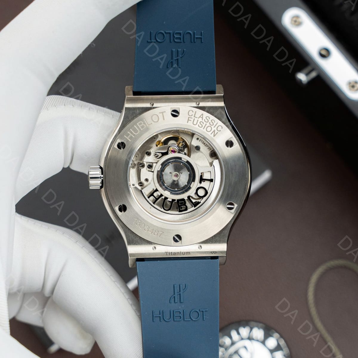 위블로 클래식퓨전 티타늄 블루다이얼 러버밴드 42mm 9