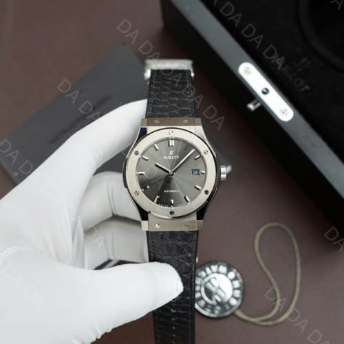 위블로 클래식퓨전 티타늄 그레이다이얼 가죽러버밴드 42mm