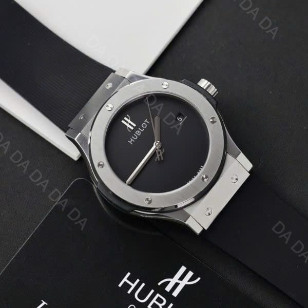 위블로 클래식퓨전 오리지널 티타늄 블랙다이얼 러버밴드 42mm 4