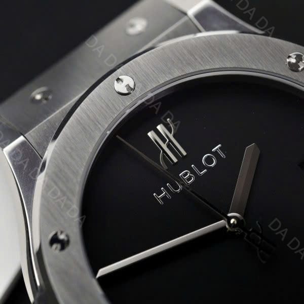 위블로 클래식퓨전 오리지널 티타늄 블랙다이얼 러버밴드 42mm 6