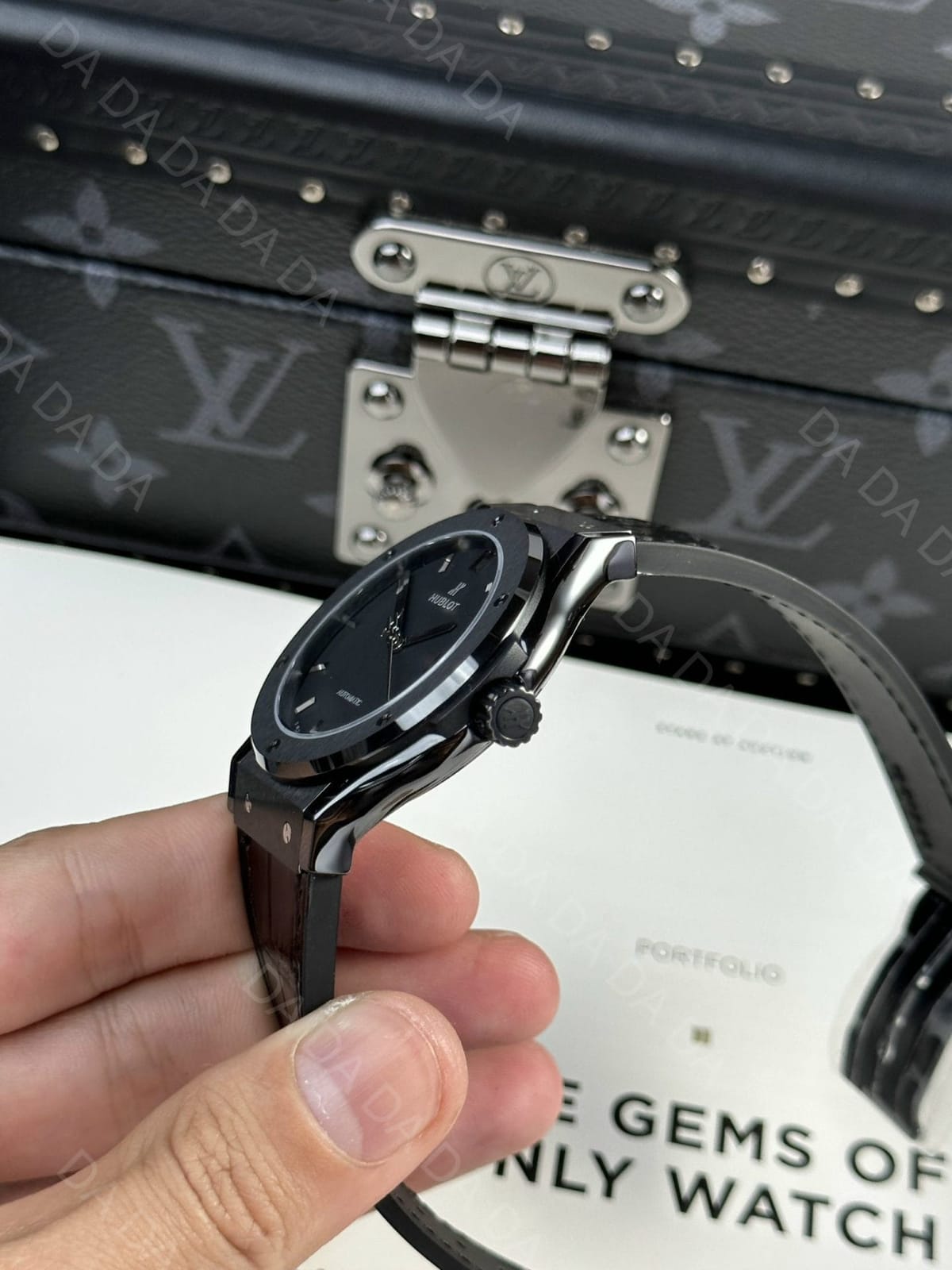 위블로 클래식퓨전 올블랙 세라믹 가죽러버밴드 42mm 6