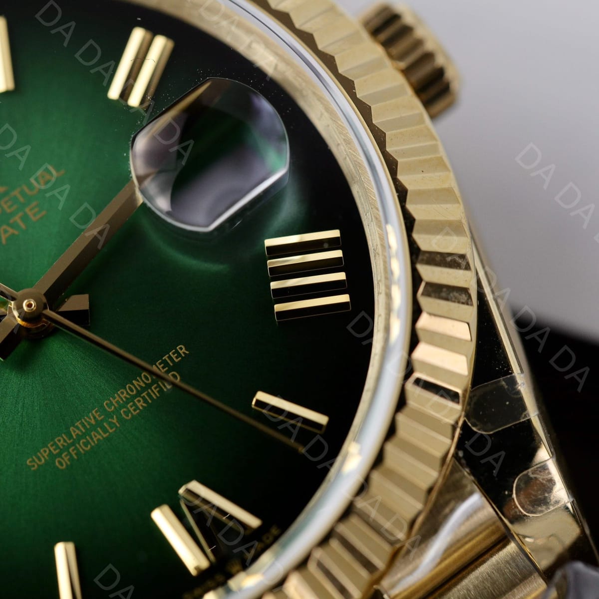 롤렉스 데이데이트 금통 그린 옴브레 40mm 7