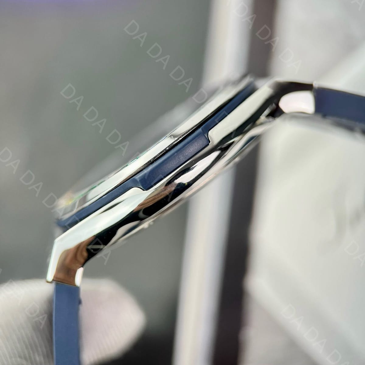 위블로 클래식퓨전 레인보우 다이아베젤 블루다이얼 가죽러버밴드 42mm 9