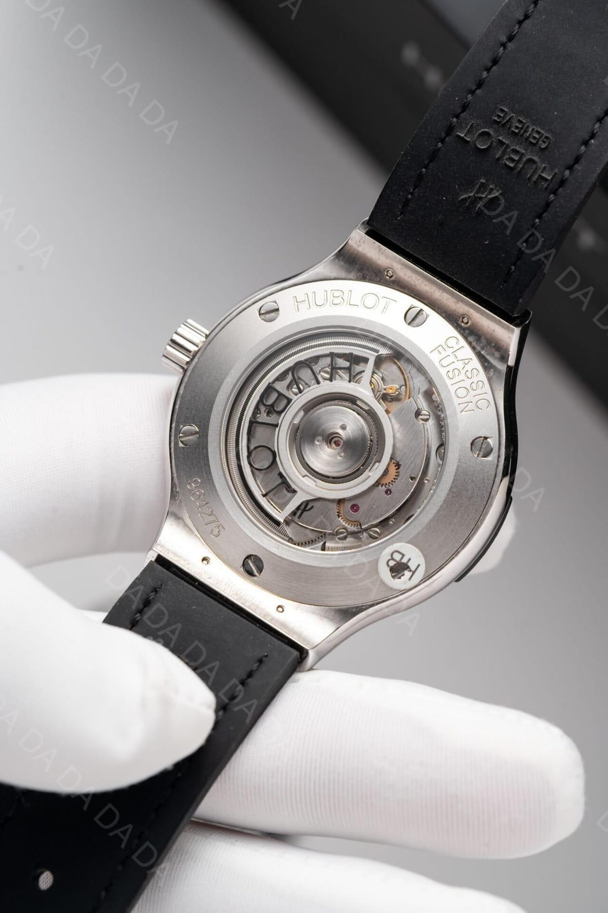 위블로 클래식퓨전 티타늄 그린다이얼 풀다이아셋팅 가죽러버밴드 38mm 6