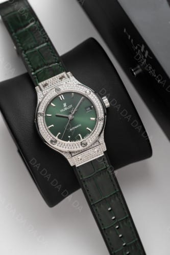 위블로 클래식퓨전 티타늄 그린다이얼 풀다이아셋팅 가죽러버밴드 38mm