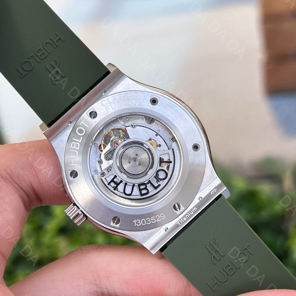 위블로 클래식퓨전 티타늄 다이아베젤 그린다이얼 러버밴드 42mm 7
