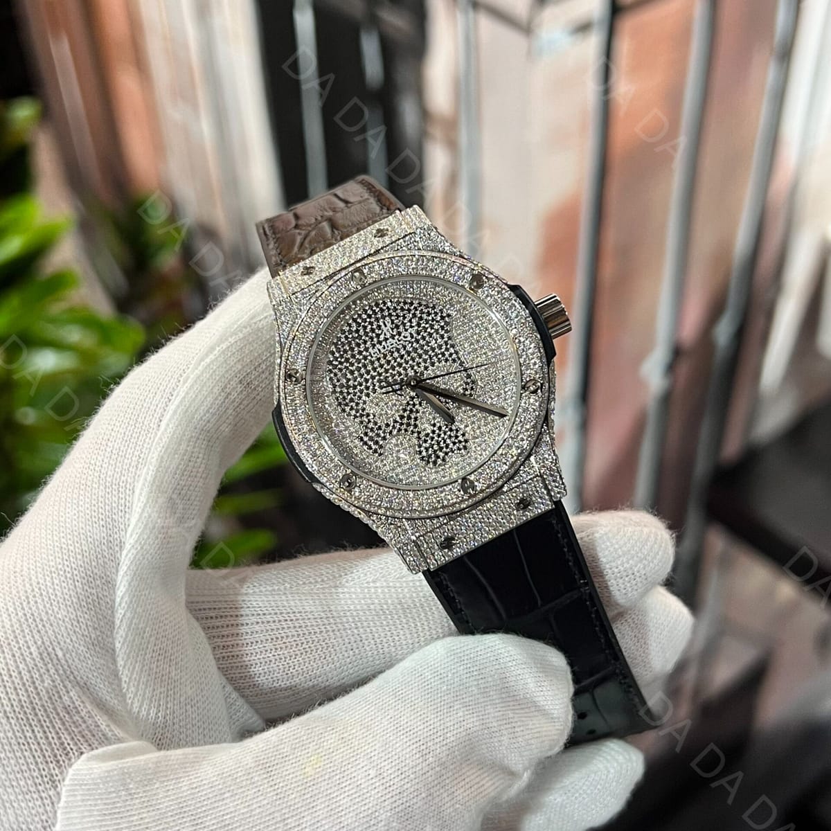 위블로 클래식퓨전 스켈레톤 풀다이아셋팅 블랙가죽러버밴드 42mm 4