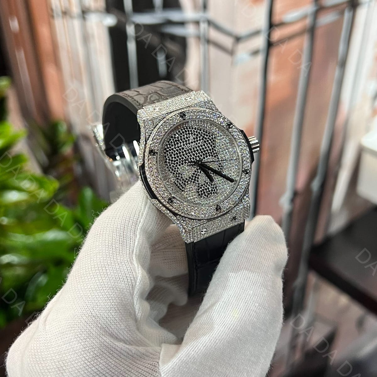 위블로 클래식퓨전 스켈레톤 풀다이아셋팅 블랙가죽러버밴드 42mm 5