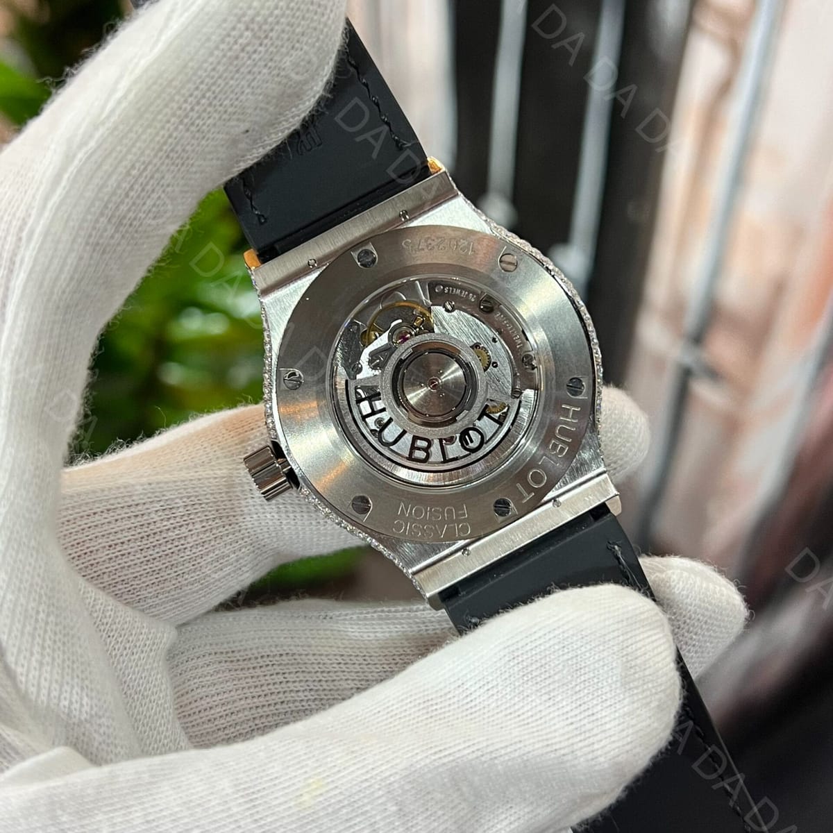 위블로 클래식퓨전 스켈레톤 풀다이아셋팅 블랙가죽러버밴드 42mm 7