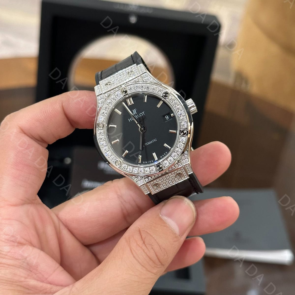 위블로 클래식퓨전 티타늄 풀다이아셋팅 블랙다이얼 가죽러버밴드 38mm 4