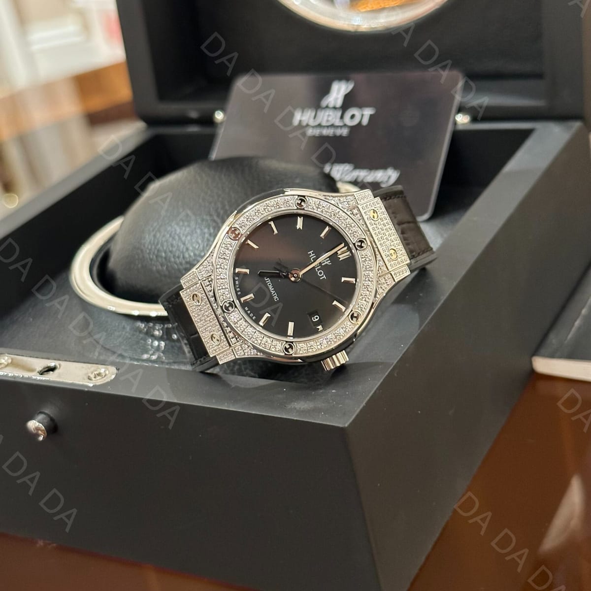 위블로 클래식퓨전 티타늄 풀다이아셋팅 블랙다이얼 가죽러버밴드 38mm 7