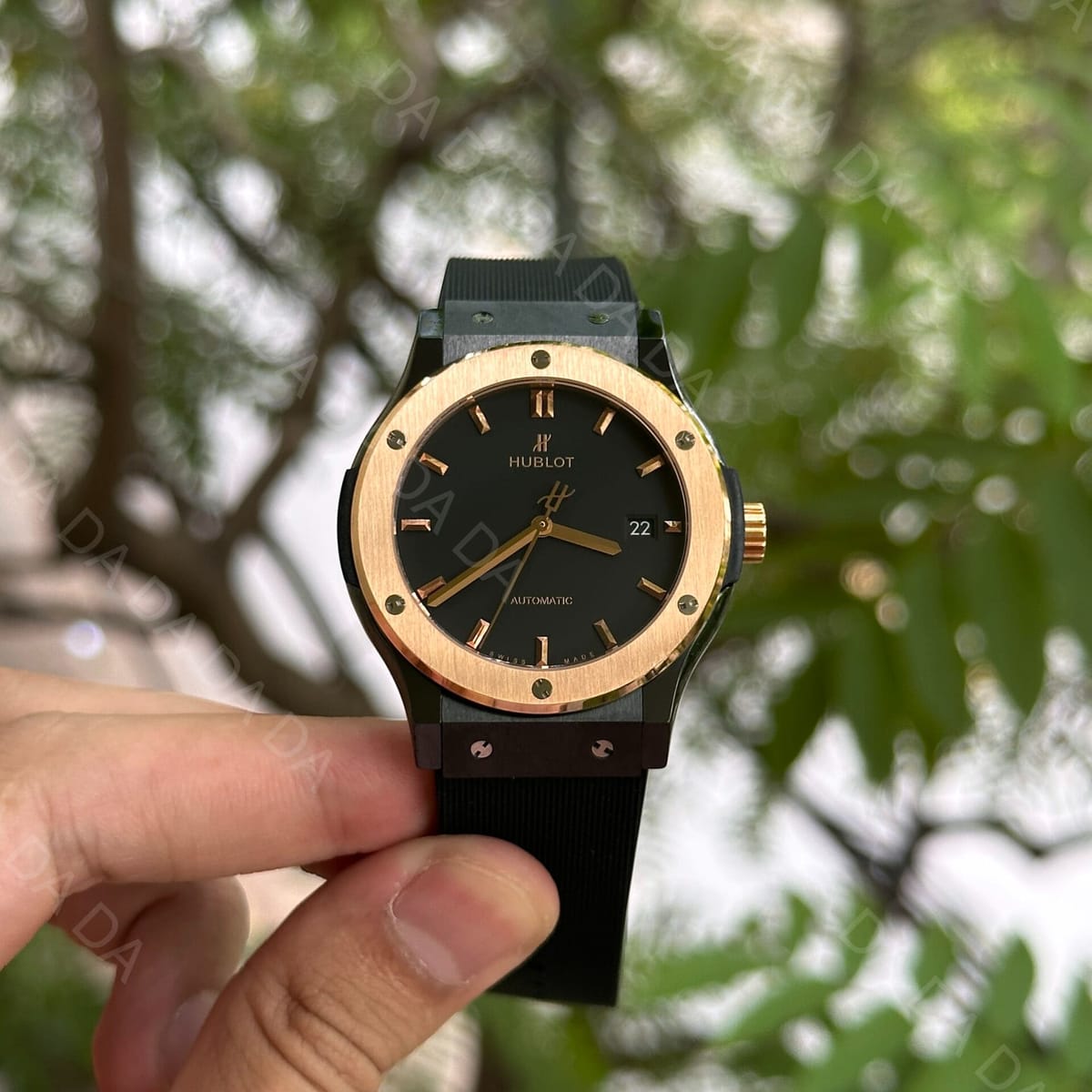 위블로 클래식퓨전 콤비 세라믹 블랙다이얼 러버밴드 42mm 3