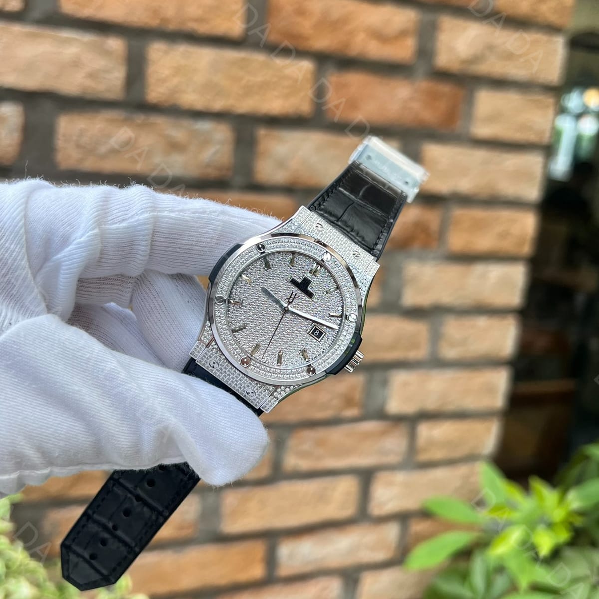 위블로 클래식퓨전 풀다이아셋팅 블랙가죽러버밴드 42mm 4