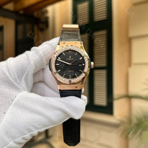 위블로 클래식퓨전 콤비 다이아베젤 블랙다이얼 가죽러버밴드 42mm