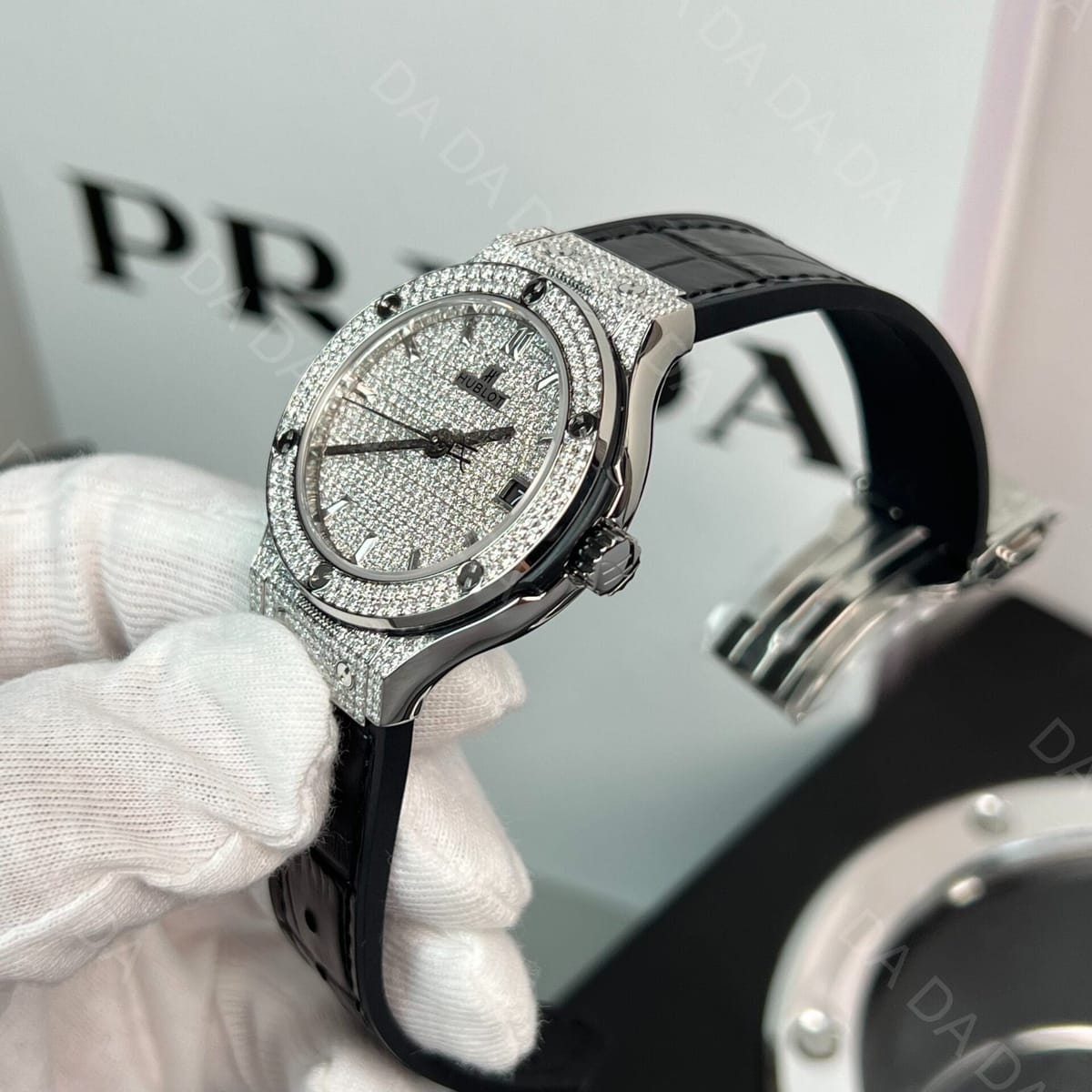 위블로 클래식퓨전 풀다이아셋팅 블랙가죽스트랩 38mm 5