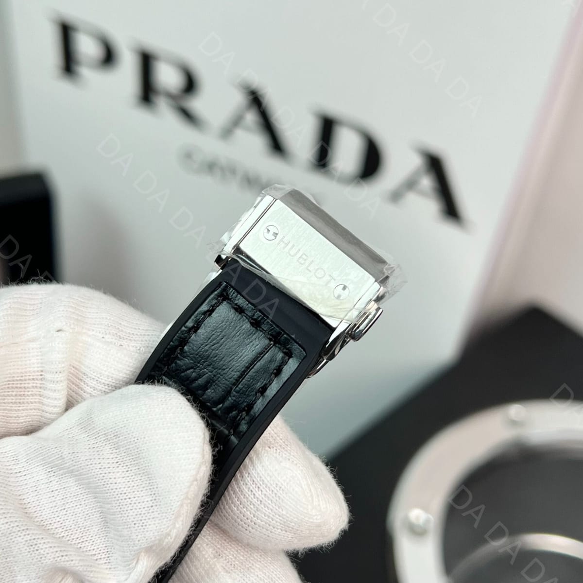 위블로 클래식퓨전 풀다이아셋팅 블랙가죽스트랩 38mm 8