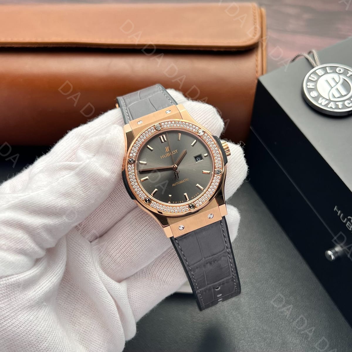 위블로 클래식퓨전 콤비 다이아베젤 그레이다이얼 가죽러버밴드 42mm 4