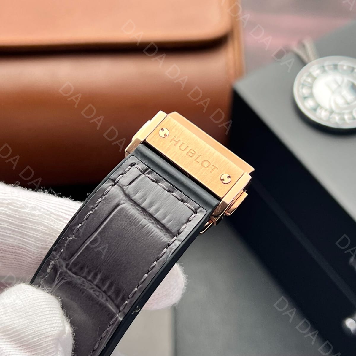 위블로 클래식퓨전 콤비 다이아베젤 그레이다이얼 가죽러버밴드 42mm 7