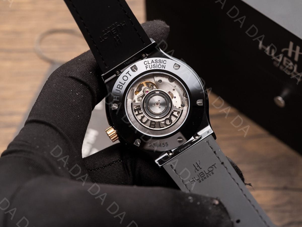 위블로 클래식퓨전 콤비 세라믹 블랙다이얼 가죽러버밴드 42mm 7