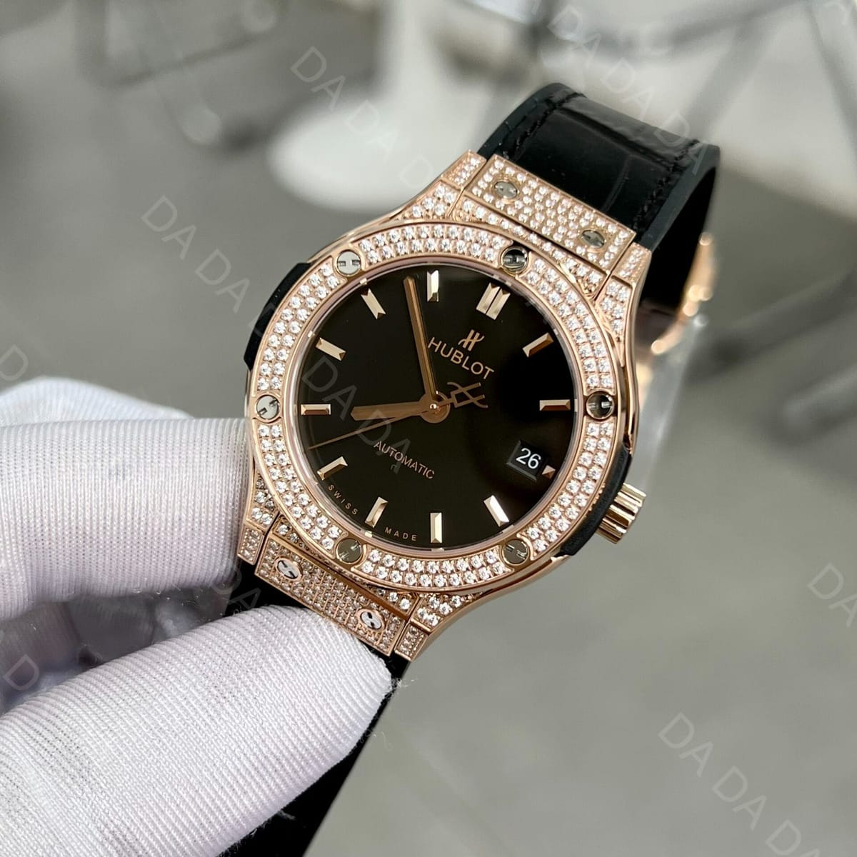위블로 클래식퓨전 금통 블랙다이얼 풀다이아셋팅 가죽러버밴드 38mm 3