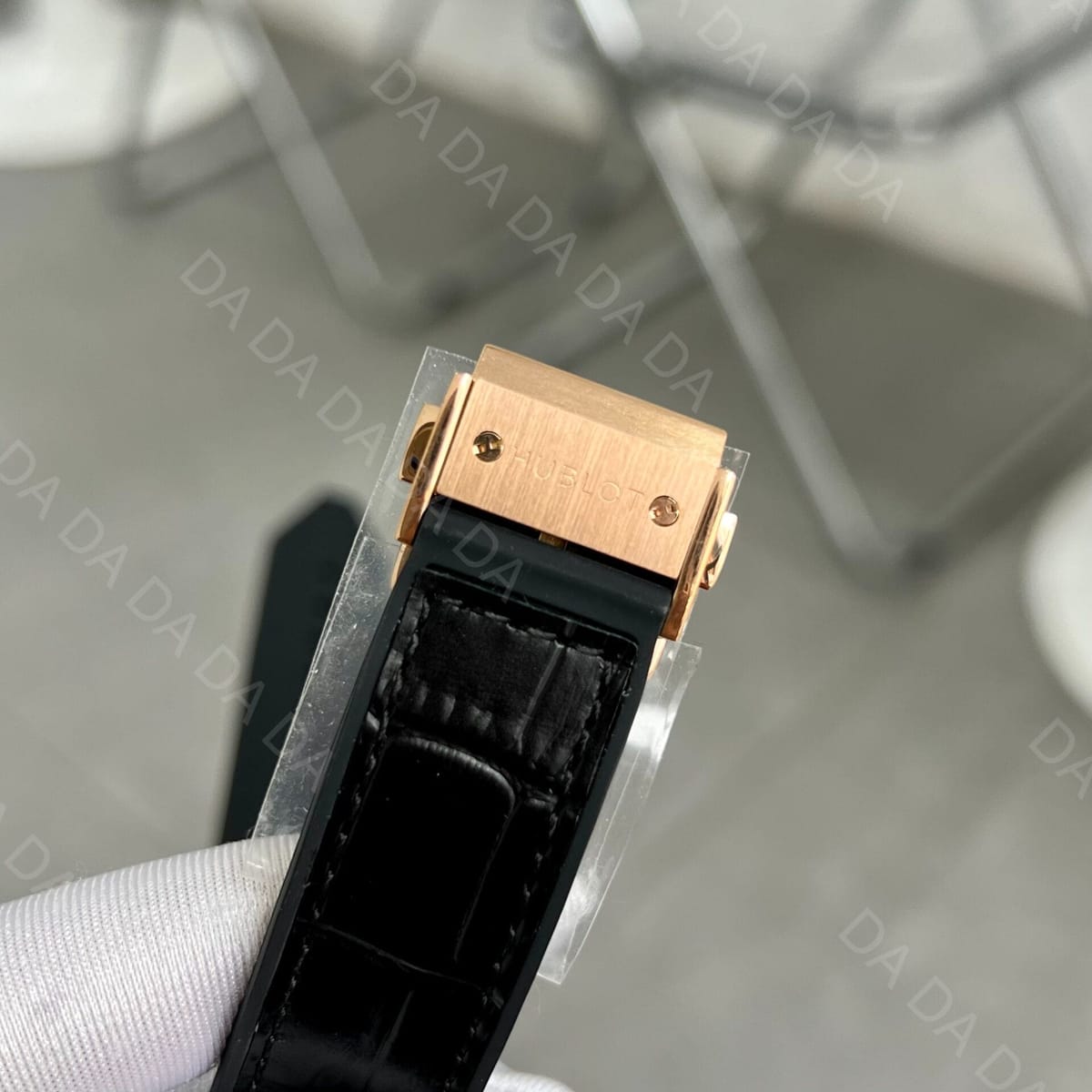 위블로 클래식퓨전 금통 블랙다이얼 풀다이아셋팅 가죽러버밴드 38mm 8