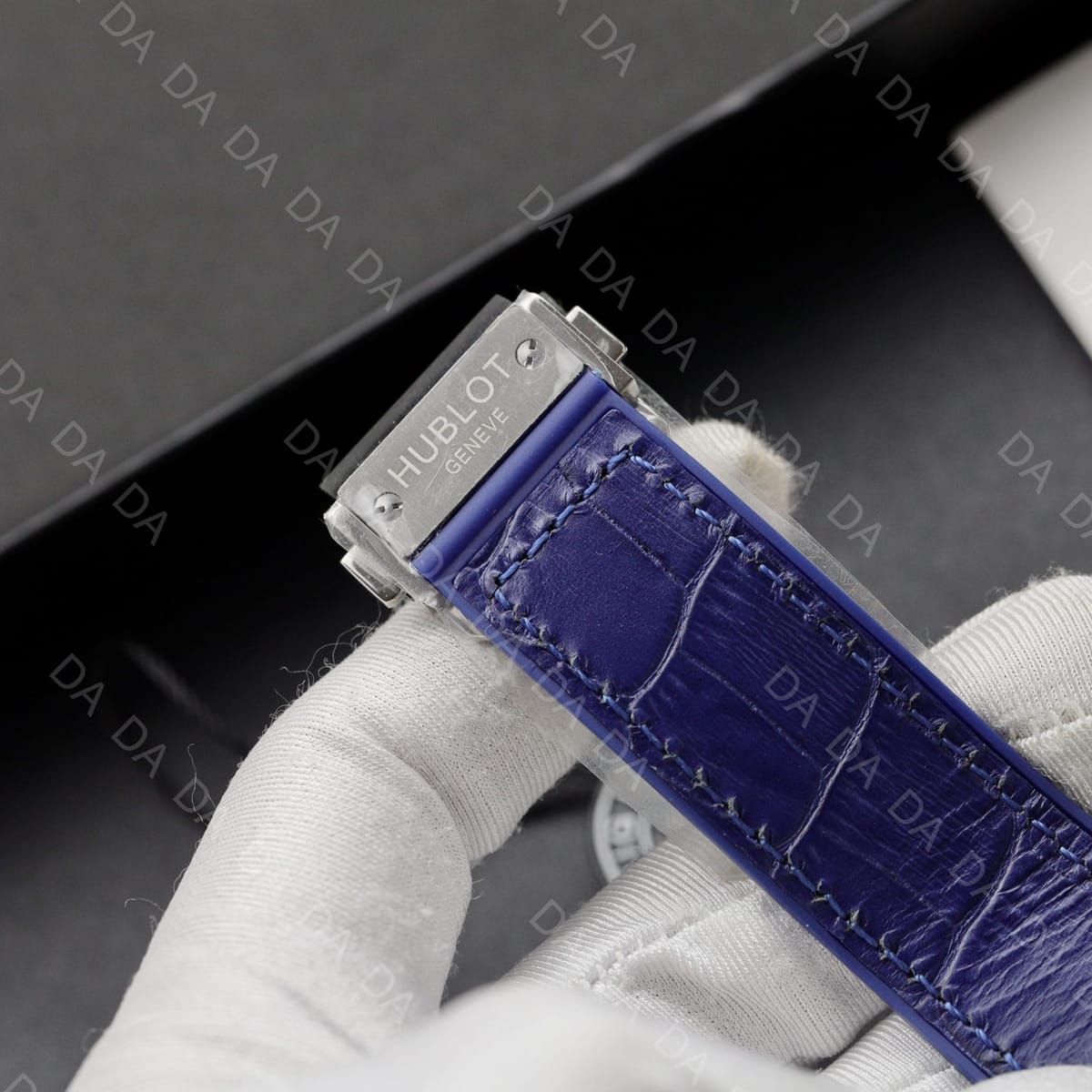 위블로 빅뱅 크로노그래프 청판 다이아베젤 블루 가죽밴드 44mm 11