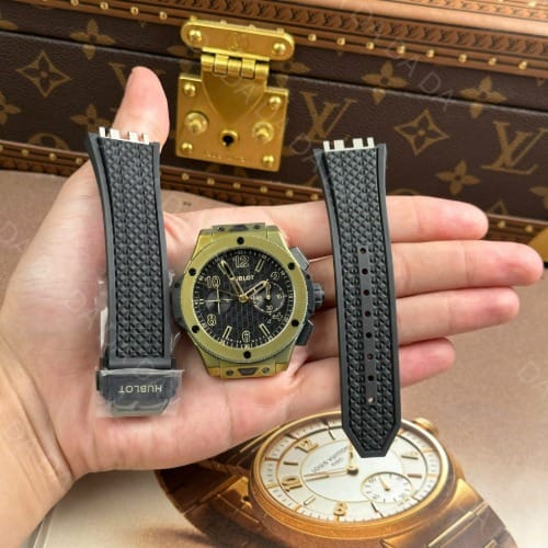 위블로 빅뱅 20주년 에디션 러버밴드 43mm
