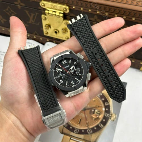 위블로 빅뱅 20주년 티타늄 세라믹 러버밴드 43mm