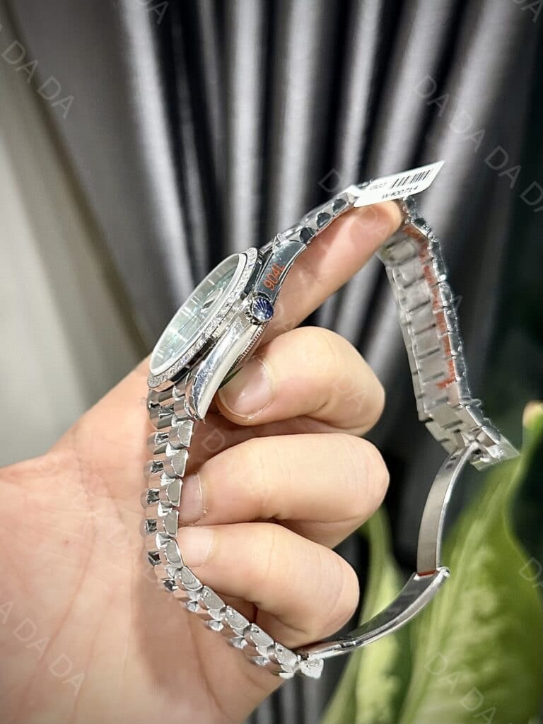 롤렉스 데이데이트 화이트골드 아이스블루 아랍다이얼 다이아베젤 40mm 5