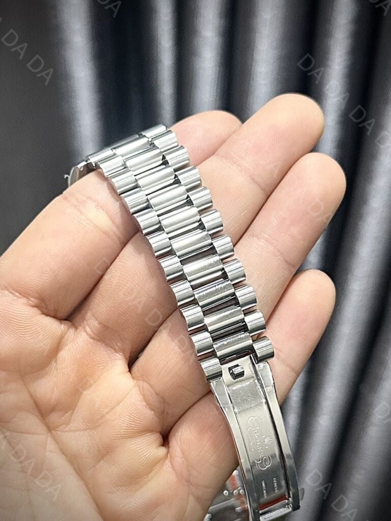 롤렉스 데이데이트 화이트골드 아이스블루 아랍다이얼 다이아베젤 40mm 7