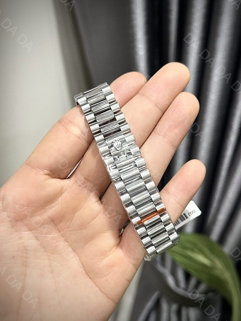 롤렉스 데이데이트 화이트골드 아이스블루 아랍다이얼 다이아베젤 40mm 8