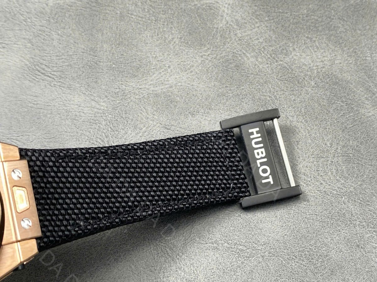 위블로 빅뱅 뚜르비옹 금통 스켈레톤다이얼 45mm 9