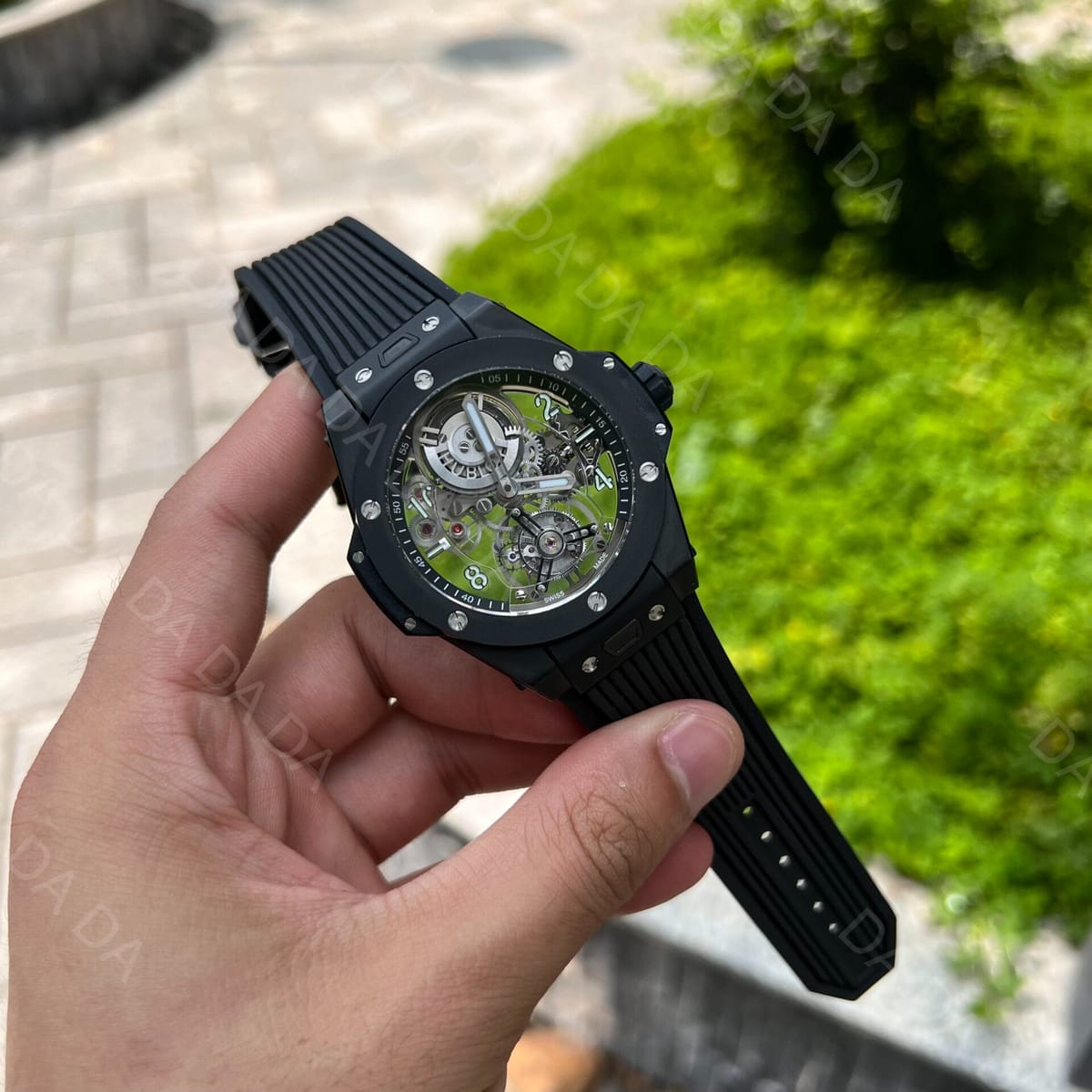 위블로 빅뱅 뚜르비옹 세라믹블랙 러버밴드 45mm 4