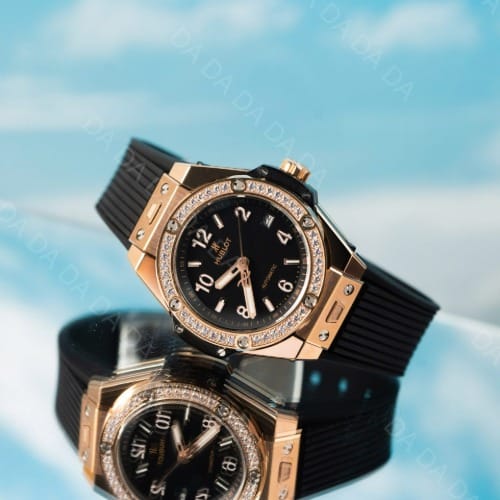 위블로 빅뱅 킹골드 다이아베젤 블랙 러버밴드 39mm
