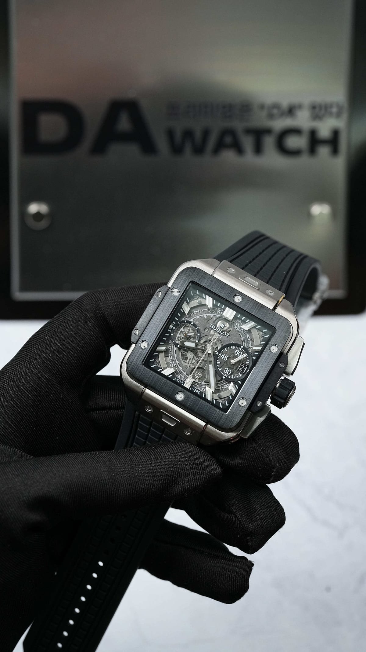 위블로 스퀘어 뱅  티타늄 러버밴드 42mm 8