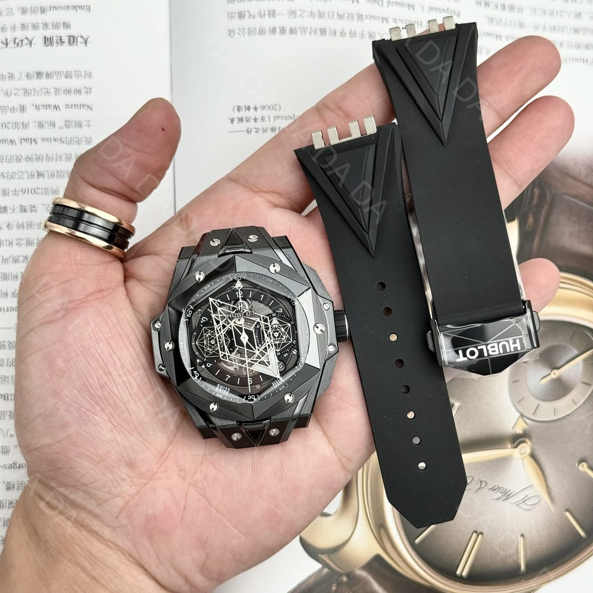 위블로 빅뱅 상블루2 블랙세라믹 러버밴드 45mm 3
