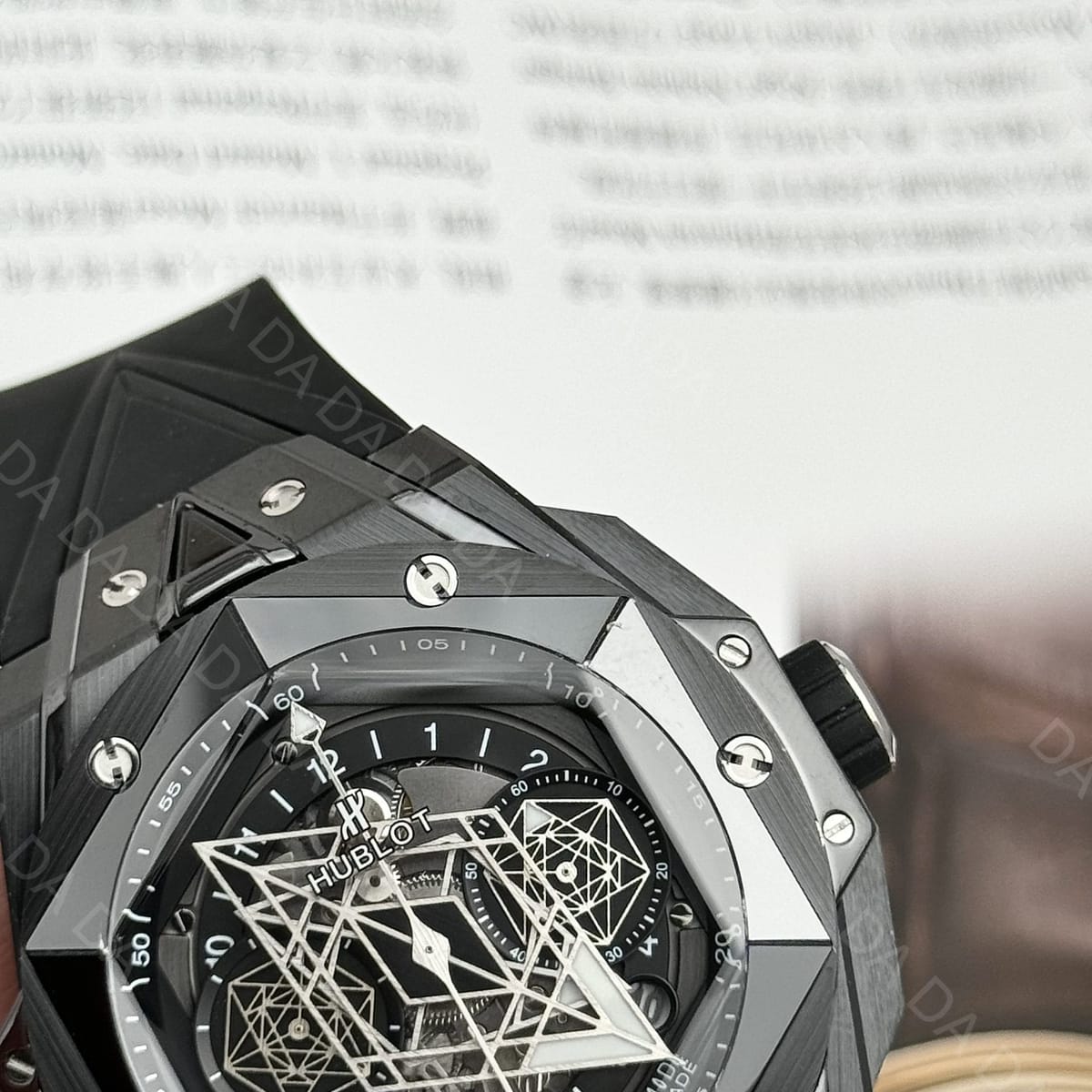 위블로 빅뱅 상블루2 블랙세라믹 러버밴드 45mm 6