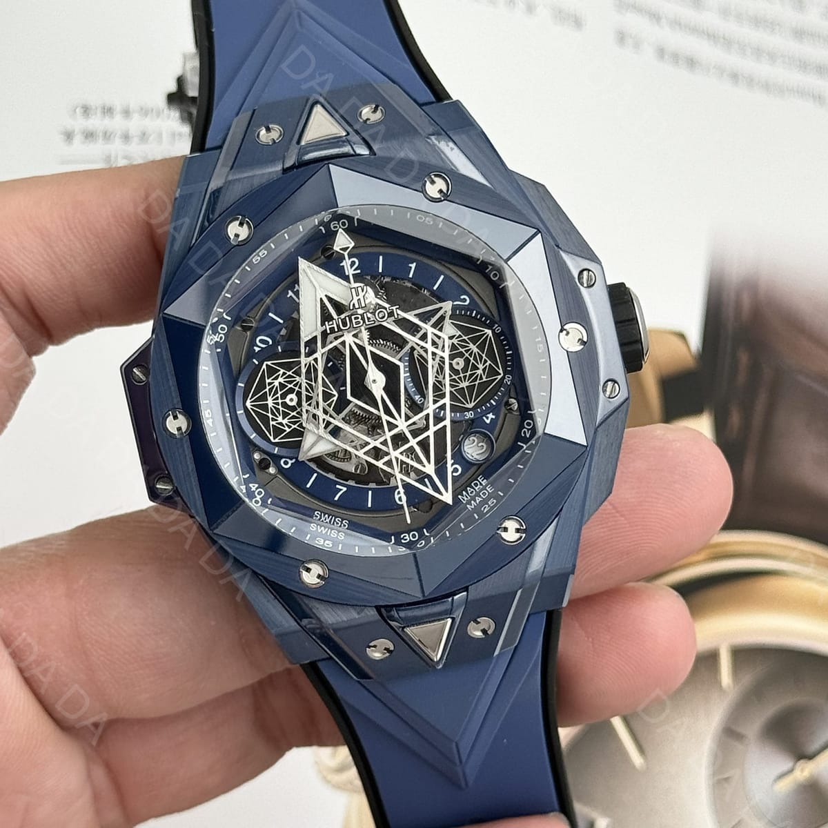위블로 빅뱅 상블루2 블루세라믹 러버밴드 45mm 4