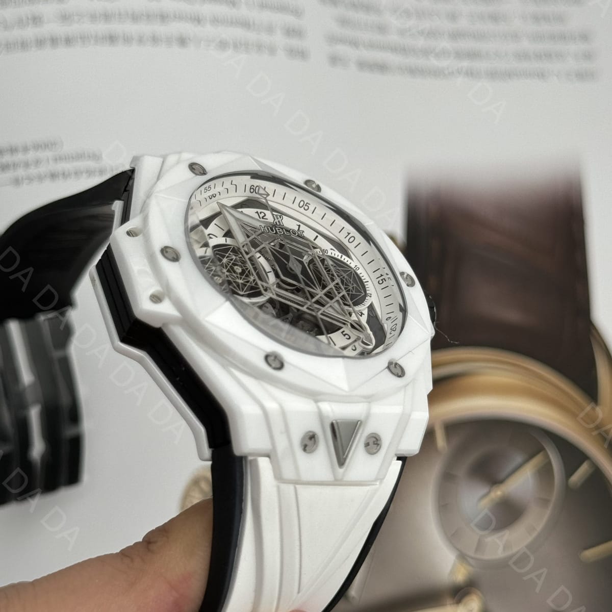 위블로 빅뱅 상블루2 화이트세라믹 러버밴드 45mm 7
