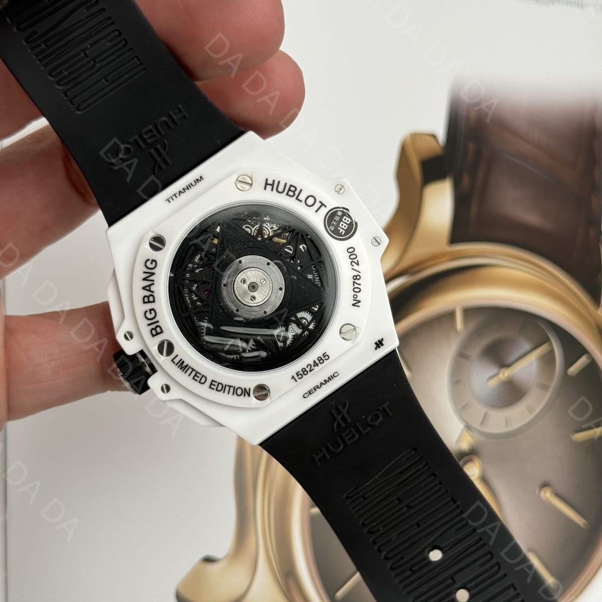 위블로 빅뱅 상블루2 화이트세라믹 러버밴드 45mm 9