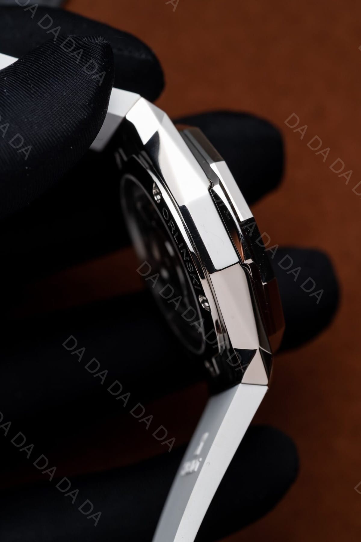 위블로 클래식퓨전 올린스키 티타늄 화이트다이얼 러버밴드 40mm 6