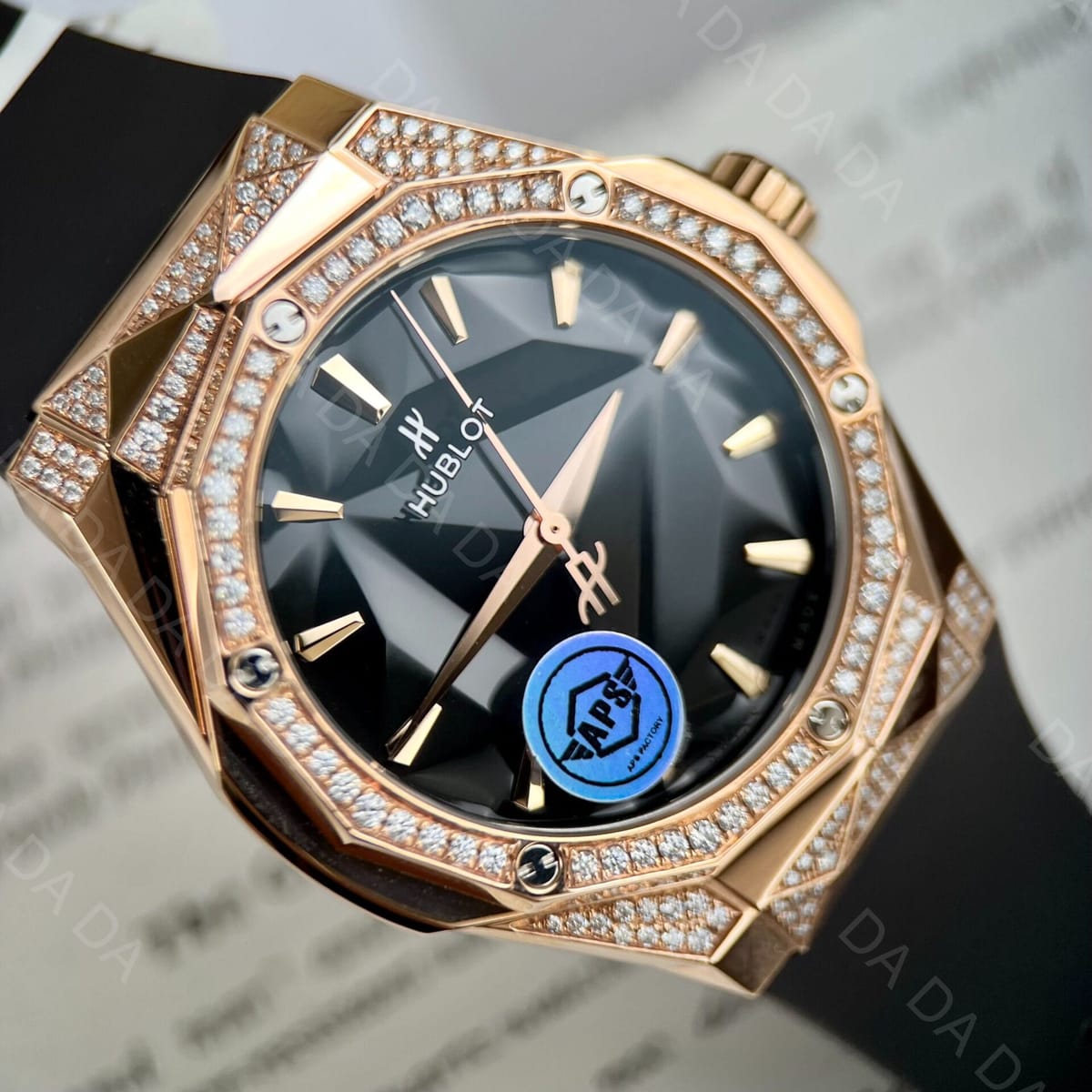 위블로 클래식퓨전 올린스키 킹골드 풀파베 블랙다이얼 러버밴드 40mm 3