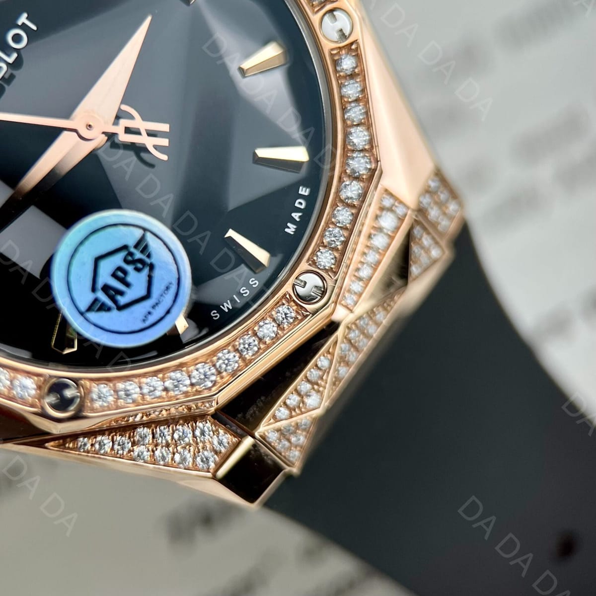 위블로 클래식퓨전 올린스키 킹골드 풀파베 블랙다이얼 러버밴드 40mm 4