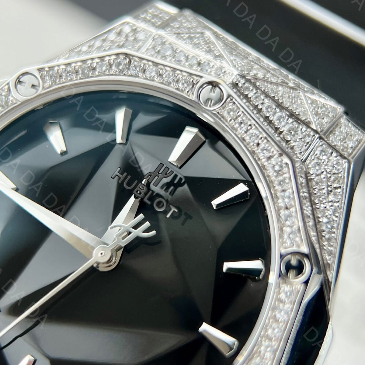 위블로 클래식퓨전 올린스키 풀다이아셋팅 블랙다이얼 러버밴드 40mm 6
